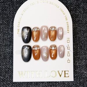 Elegant Nail Set - Black, Gold, and Tan